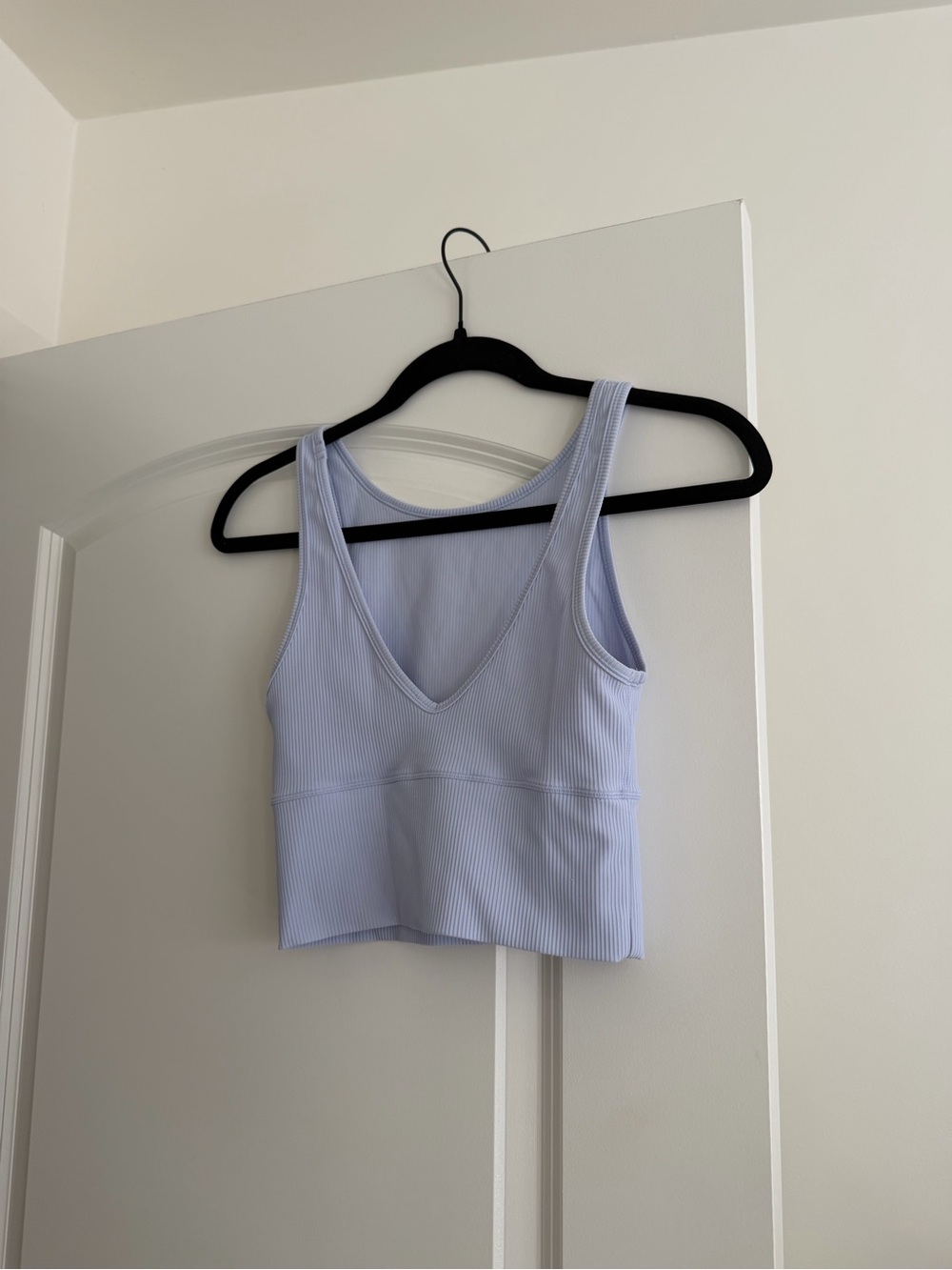 Ribbed V-Neck Crop Tank Top - Light Lavender